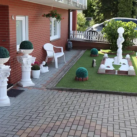 Apartment Ferien- Und Monteurwohnung Julia Moerlenbach